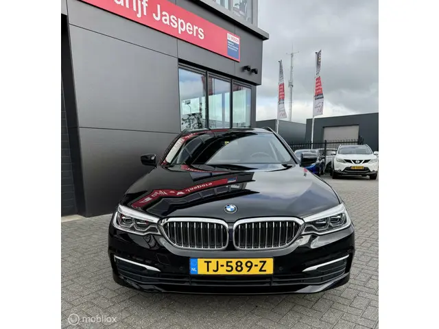 BMW 5 Serie Touring 520i High Executive 2018 Benzine 5