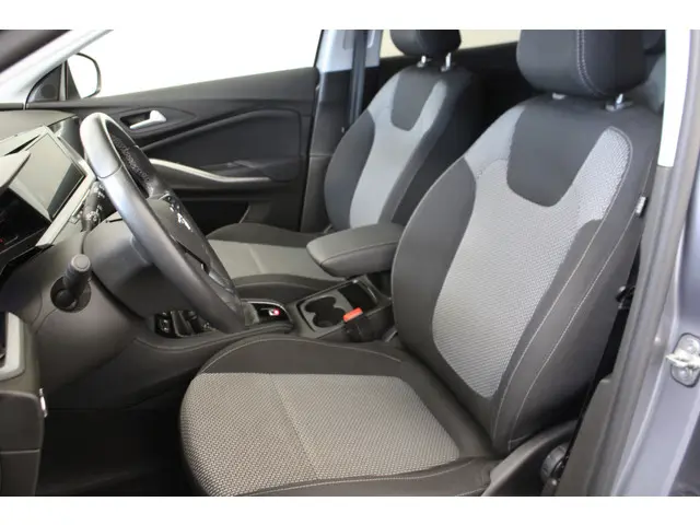 Opel Grandland 1.2 Turbo GS 2022 Benzine 18