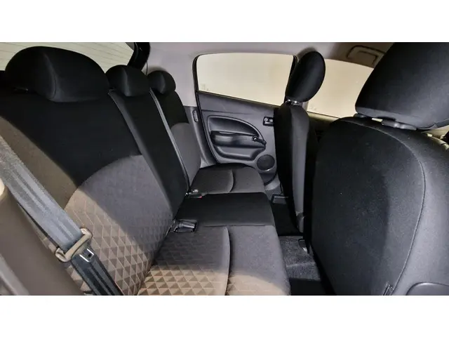 Mitsubishi Space Star 1.2 Connect+ 2024 Benzine 4