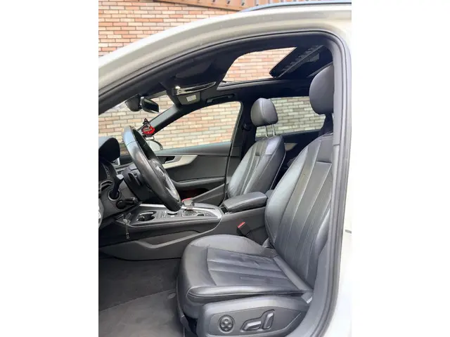 Audi A4 Avant 2.0 TFSI MHEV quattro 2017 Benzine 14