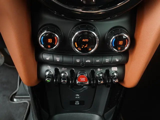 MINI Cooper Cabrio MINI Yours 2022 Benzine 23