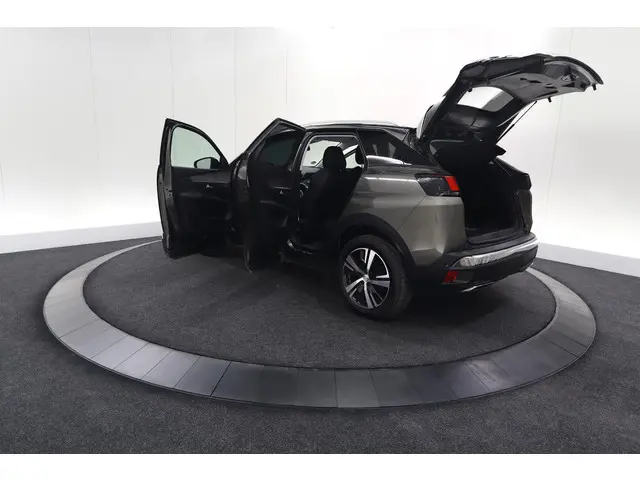 Peugeot 3008 PureTech 130 EAT6 Allure 2017 Benzine 77