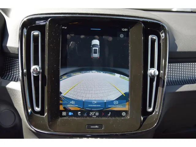 Volvo XC40 Recharge P8 AWD R-Design 2020 Elektrisch 31