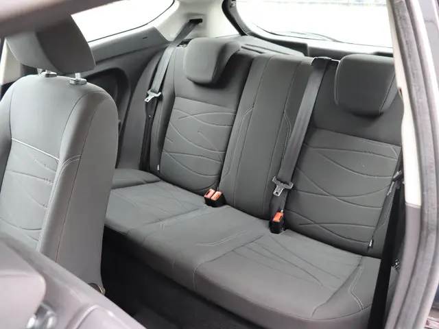 Ford Fiesta 1.0 Style airco org NL 2013 Benzine 10
