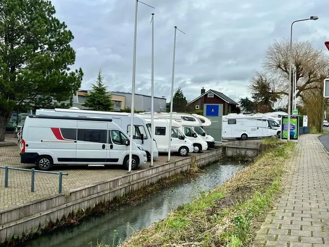 Volkswagen Taigo 1.0 TSI R-Line 2023 Benzine 19