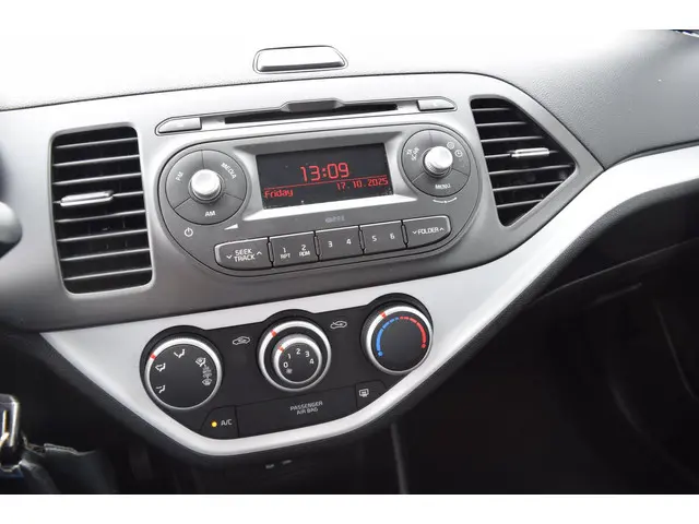 Kia Picanto 1.0 CVVT ComfortLine 2015 Benzine 9