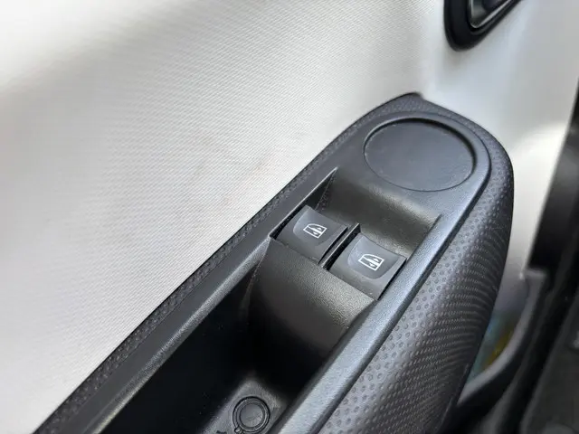 Renault Twingo 1.0 SCe Limited 2022 Benzine 18