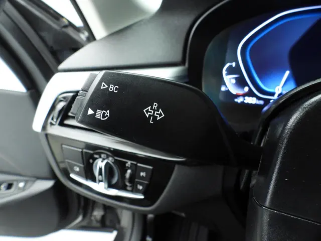 BMW 5 Serie Touring 530e 2023 Hybride Benzine 37