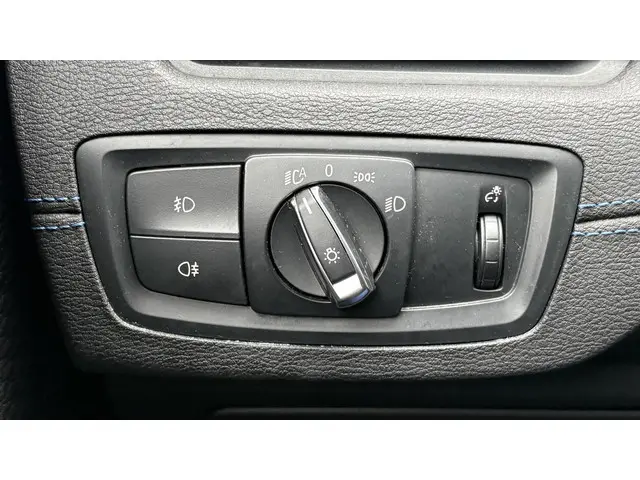 BMW X2 sDrive20i High Executive 2018 Benzine 22