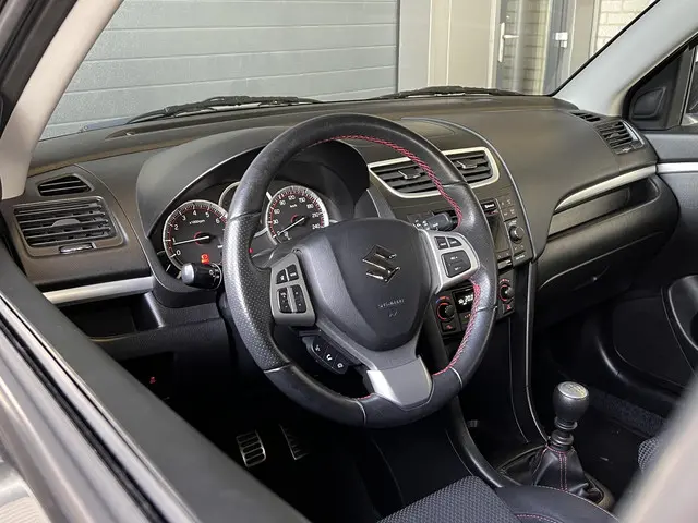 Suzuki Swift 1.6 Sport 2016 Benzine 7