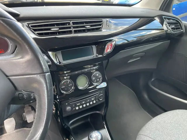 Citroën C3 1.2 PureTech Collection 2016 Benzine 18