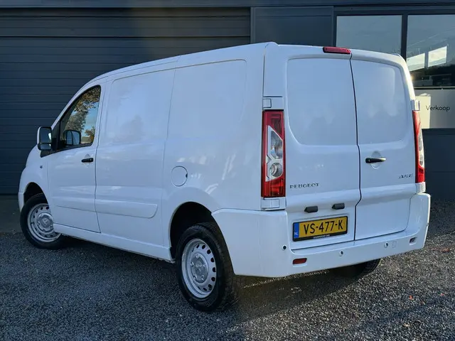 Peugeot Expert 227 1.6 HDI L1H1 Navteq 2 2015 Diesel 5