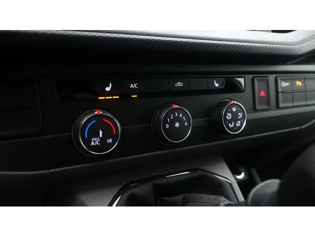 Volkswagen Transporter L2H1 2.0 TDI 150pk 2023 Diesel 25