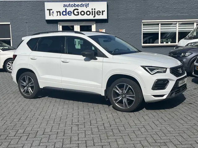 SEAT Ateca 1.5 TSi DSG FR Business Intense 2022 Benzine