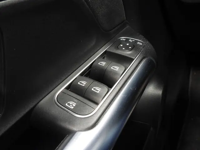Mercedes-Benz B-Klasse B180 Aut. AMG 2020 Benzine 22