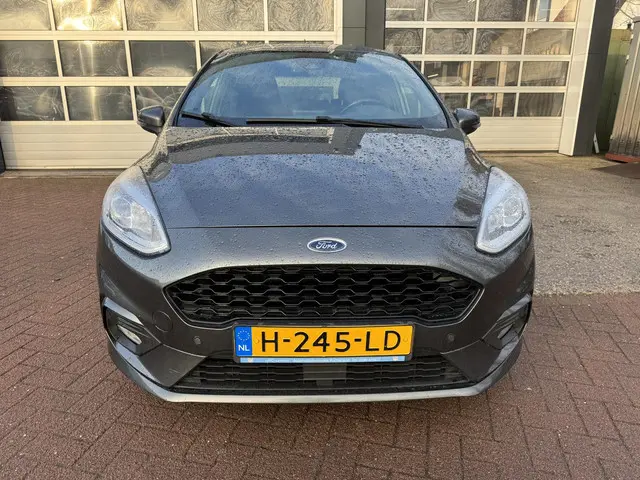 Ford Fiesta 1.0 EcoBoost ST-Line schade!! 2020 Benzine 2