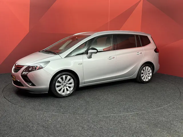 Opel Zafira Tourer 1.4 Cosmo 7p. 2014 Benzine 18