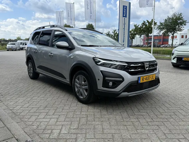 Dacia Jogger 1.0 TCe Comfort 7p. 2022 Benzine 5