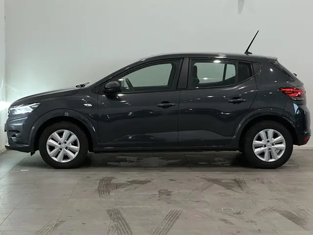 Dacia Sandero 1.0 TCe 90 Comfort 2023 Benzine 12