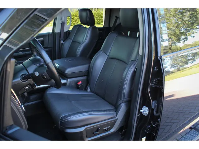 Dodge Ram 1500 5.7 V8 4x4 QC 6'4 2018 LPG/Gas 13