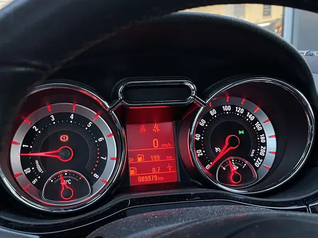 Opel ADAM 1.4 Jam 2016 Benzine 16