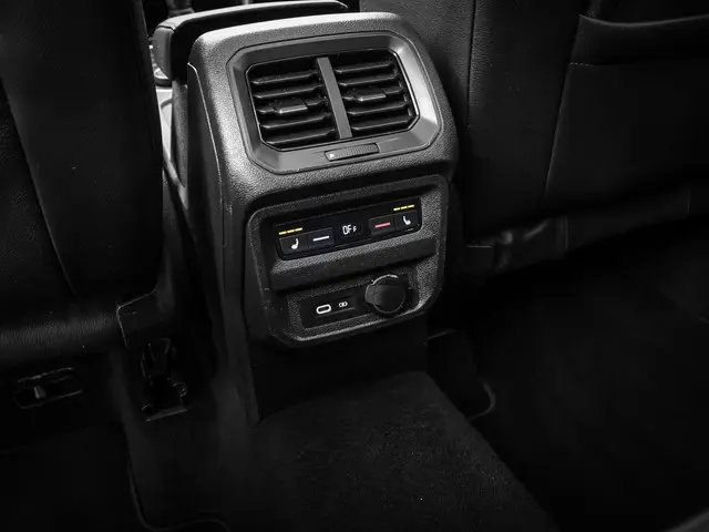 SEAT Tarraco 1.5 TSI 150pk DSG FR 2021 Benzine 12