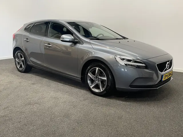 Volvo V40 2.0 123pk Momentum 2018 Benzine 21