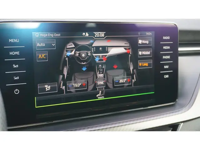 Škoda Kamiq 1.0 TSI 116pk DSG Monte Carlo 2021 Benzine 34
