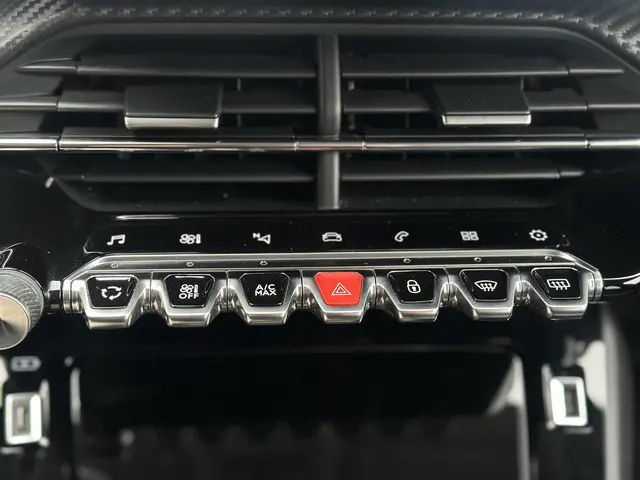 Peugeot 208 1.2 PureTech 100pk Allure Pack 2021 Benzine 21