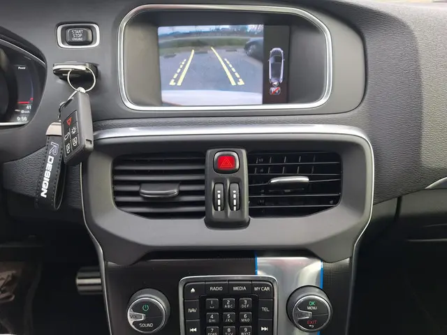 Volvo V40 1.6 T4 R-Design Automaat 2013 Benzine 33