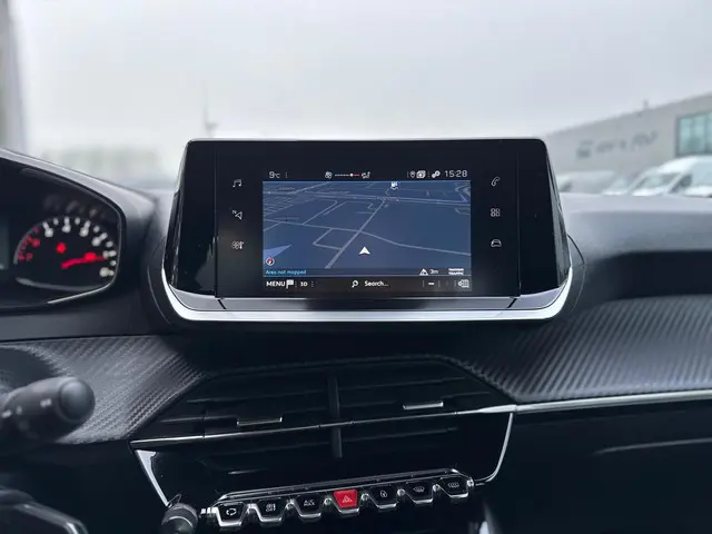 Peugeot 208 1.2 PureTech Active 2022 Benzine 22