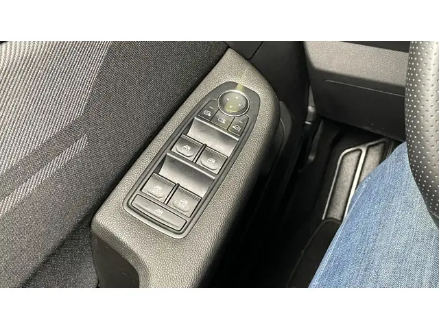 Renault Clio 1.0 TCe 90 GPF esprit Alpine 2023 Benzine 26