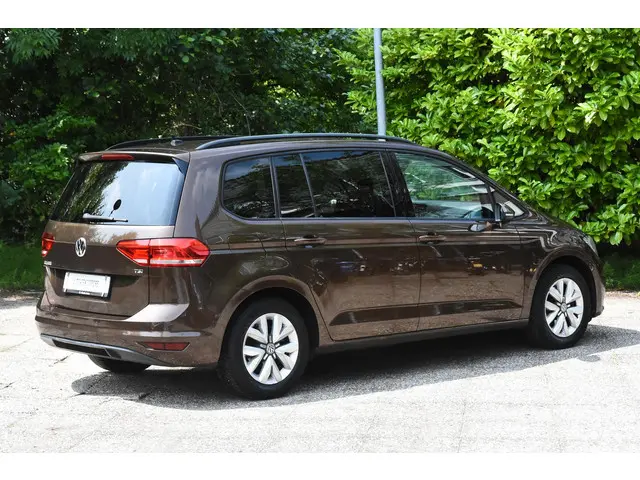 Volkswagen Touran 1.4 TSI Comfortline 2016 Benzine 29