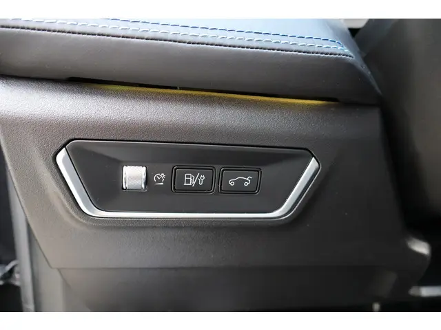Lynk & Co 01 1.5 2024 Hybride Benzine 37