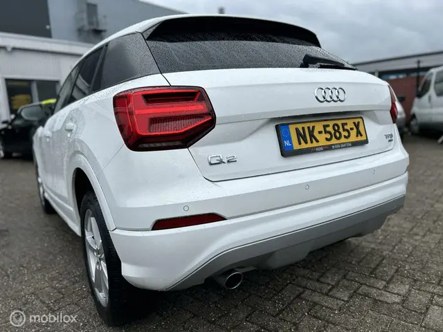 Audi Q2 1.0 TFSI Sport 2017 Benzine 8