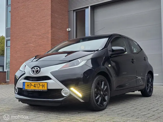 Toyota Aygo 1.0 VVT-i x-play✅️Apk✅️Airco✅️ 2015 Benzine 7