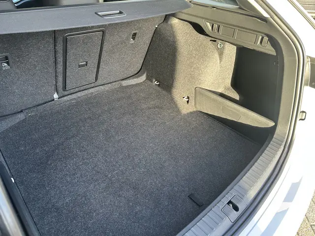 Škoda Octavia Combi 1.0 TSI Ambition 2022 Benzine 31