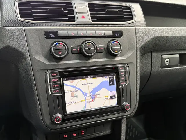 Volkswagen Caddy 1.4 TSI 125pk DSG 2018 Benzine 21