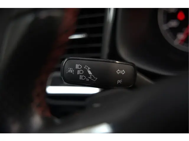 SEAT Ateca 2.0 EcoTSI FR 4DRIVE 2017 Benzine 38