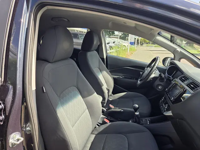 Kia Rio 1.2 CVVT ExecutiveLine TREKHAAK 2016 Benzine 22