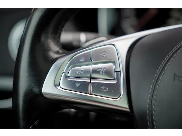 Mercedes-Benz S-Klasse 400 HYBRID Prestige 2016 Benzine 32