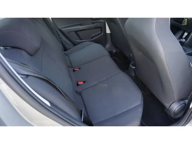 Volkswagen up! 1.0 Airco 5 drs Blue tooth 2021 Benzine 17