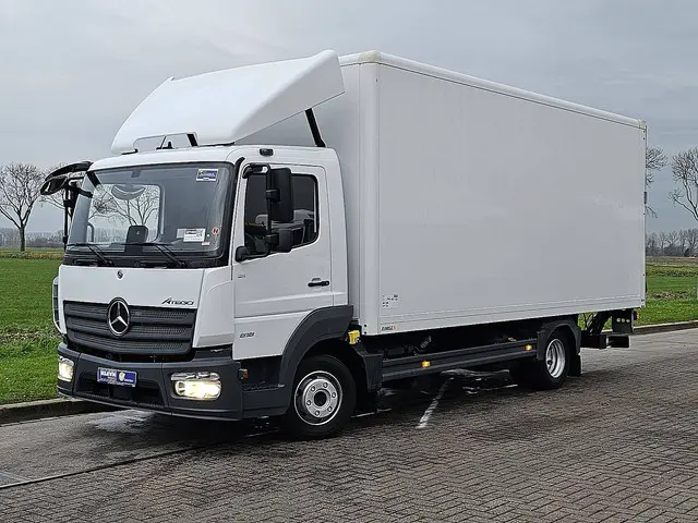 Mercedes-Benz Atego 818 2022 Diesel 2