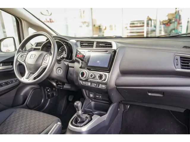 Honda Jazz 1.3i VTEC COMFORT 2017 Benzine 23