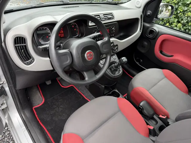Fiat Panda 0.9 TwinAir Edizione Cool 2013 Benzine 9