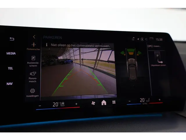 BMW iX1 eDrive20 2025 Elektrisch 15
