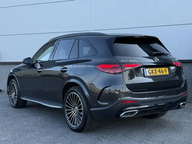 Mercedes-Benz GLC 400e 4M AMG 2023 Hybride Benzine 18