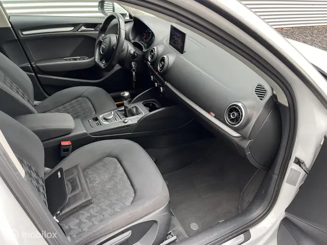 Audi A3 Sportback 1.2 TFSI S-line Sport 2016 Benzine 21