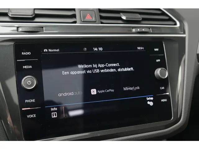 Volkswagen Tiguan 1.5 TSI R-Line Highline 2021 Benzine 37