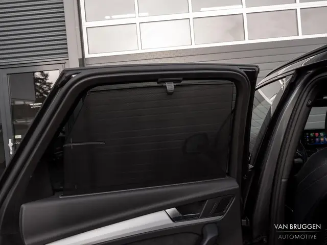 Audi Q5 55 TFSI e quattro S-Line 2022 Hybride Benzine 44